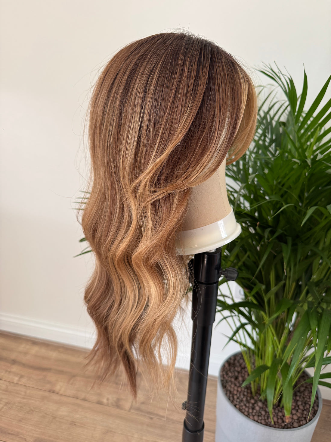 Olivia – Hellbraune Balayage HD Lace Echthaarperücke | 18" & 22"